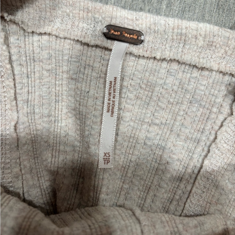 Free People Dreaming Top in Oatmeal Size XS - Picture 5 of 6